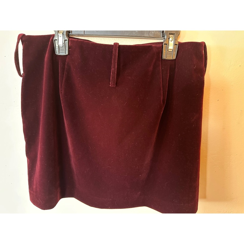Commense Burgundy Velvet Two Piece Skirt Set Cropped Jacket Mini Skirt Small NWT - Picture 14 of 16